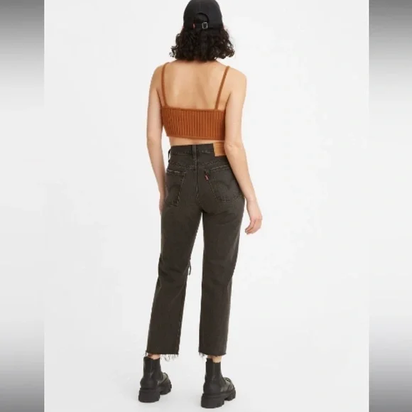 Levi’s Wedgie Straight Jeans - Picture 4 of 11